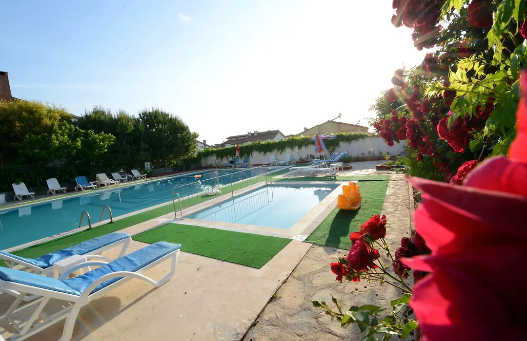 Alibabam Hotel & Apartment-1