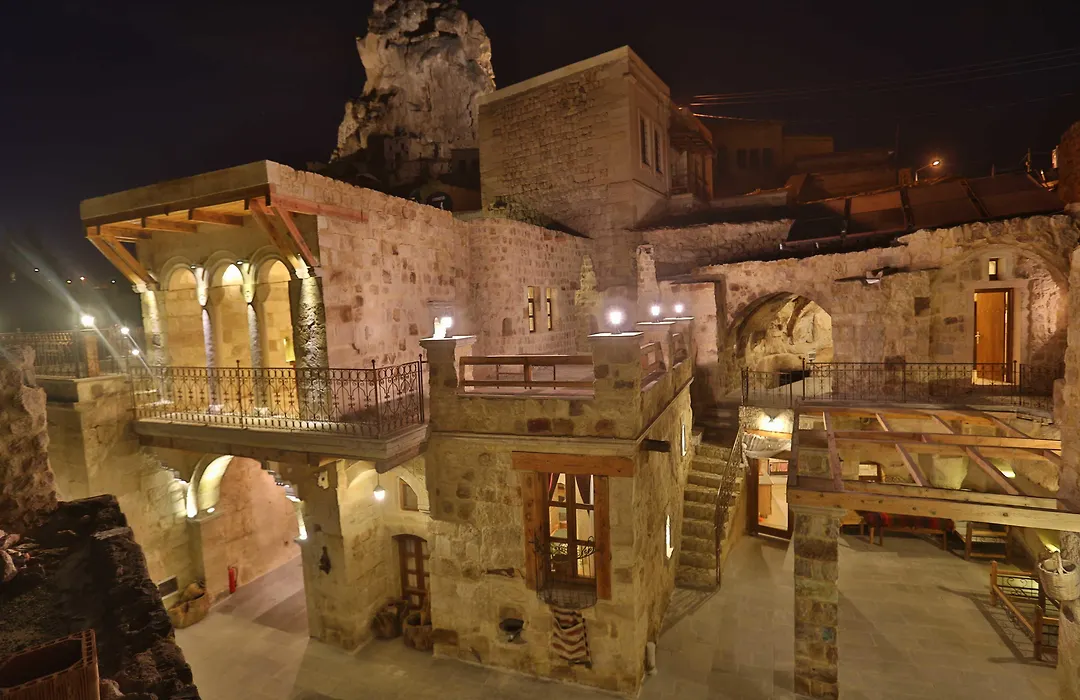 Abu Hayat Cave Suites-1