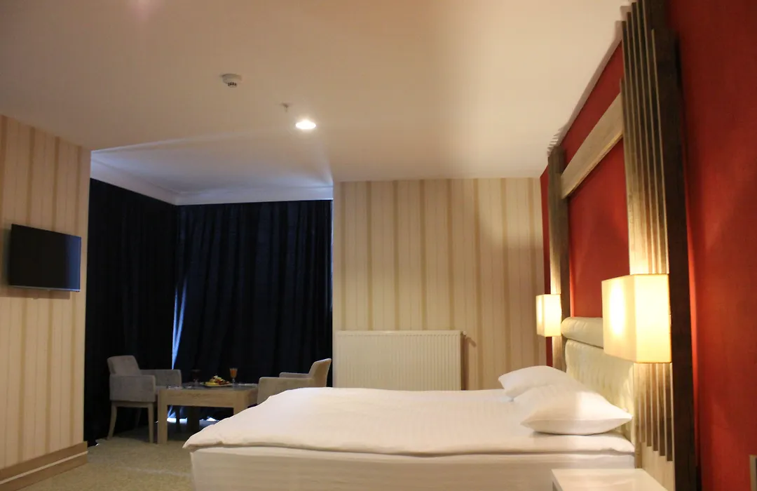 Neba Royal Hotel-1