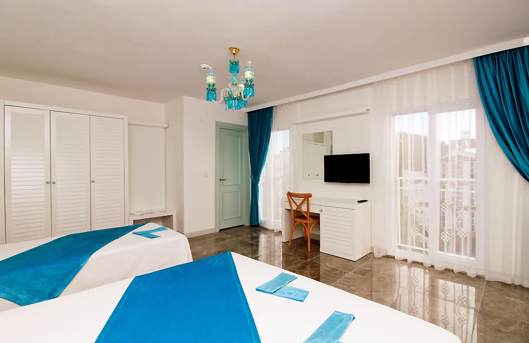Dam Hotel Lara-1