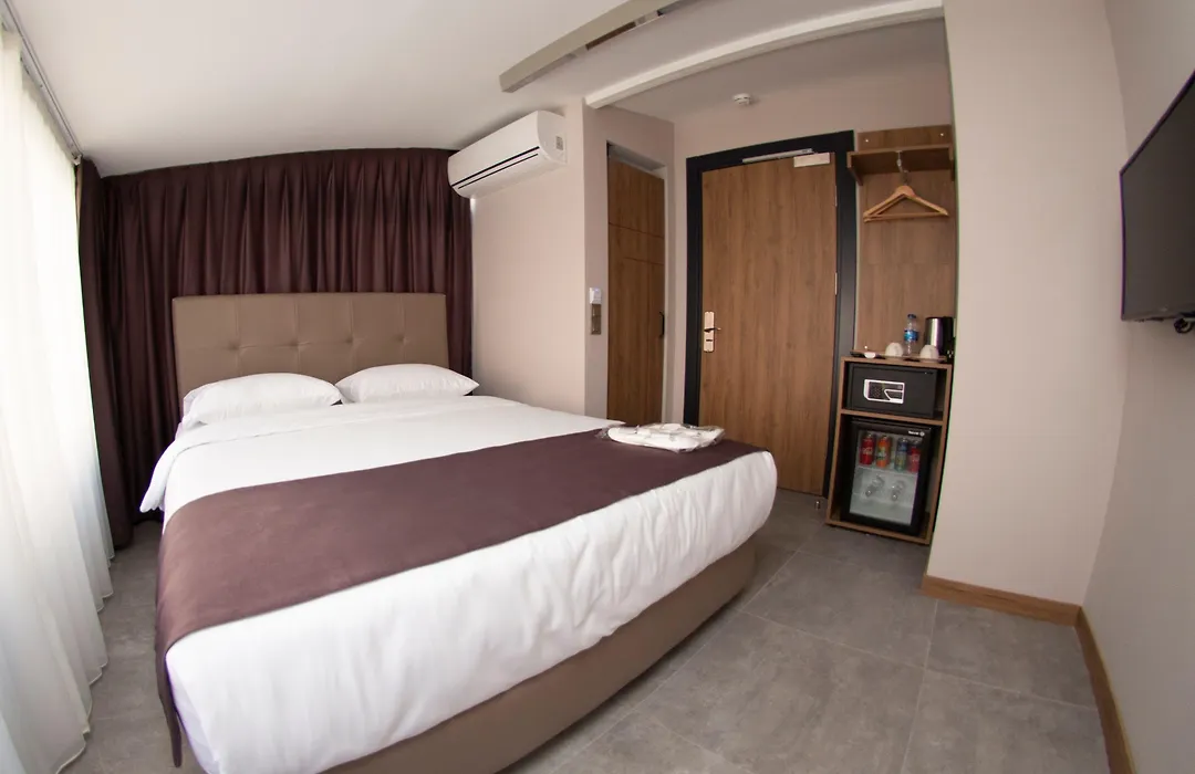 Jurnal Hotel-1