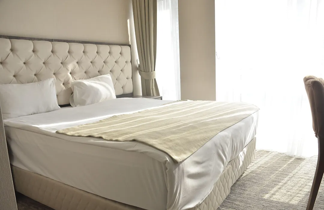 Prusias Otel-1