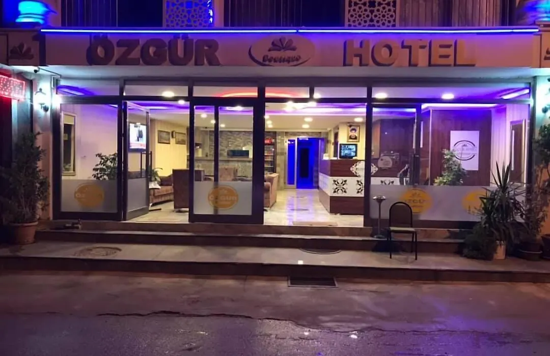 Oezguer Hotel-1