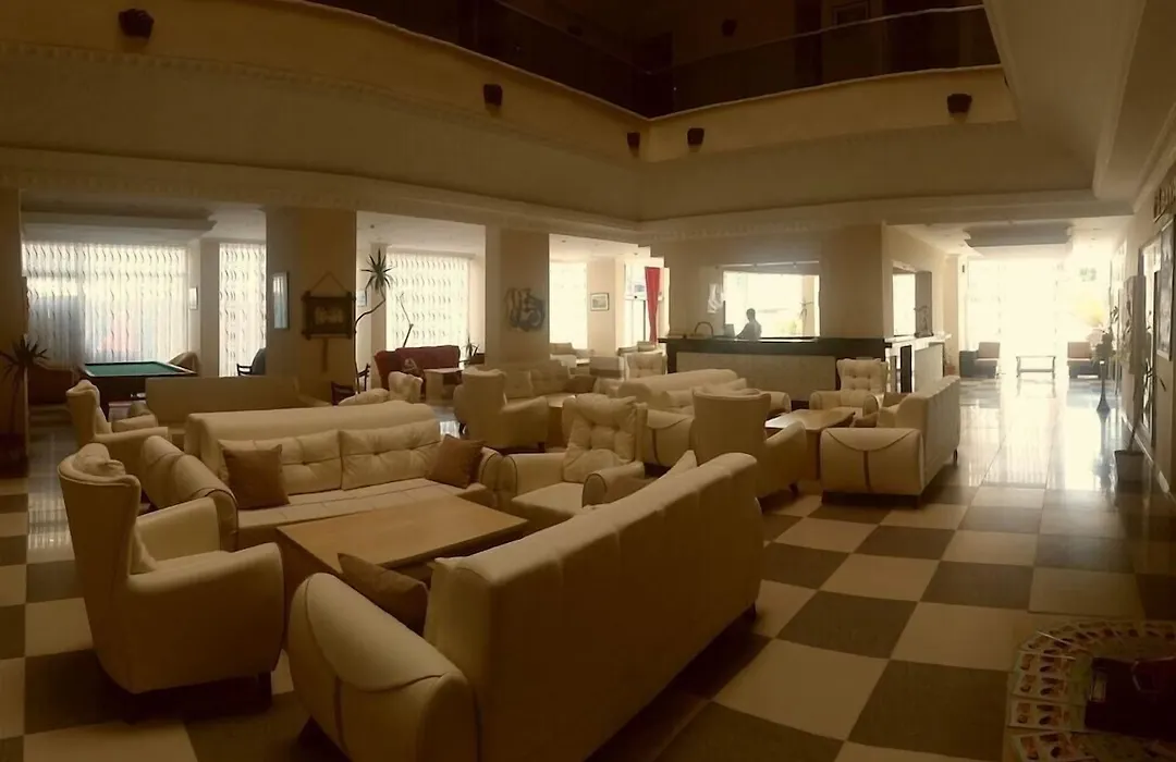 Club Bayar Beach Hotel-1
