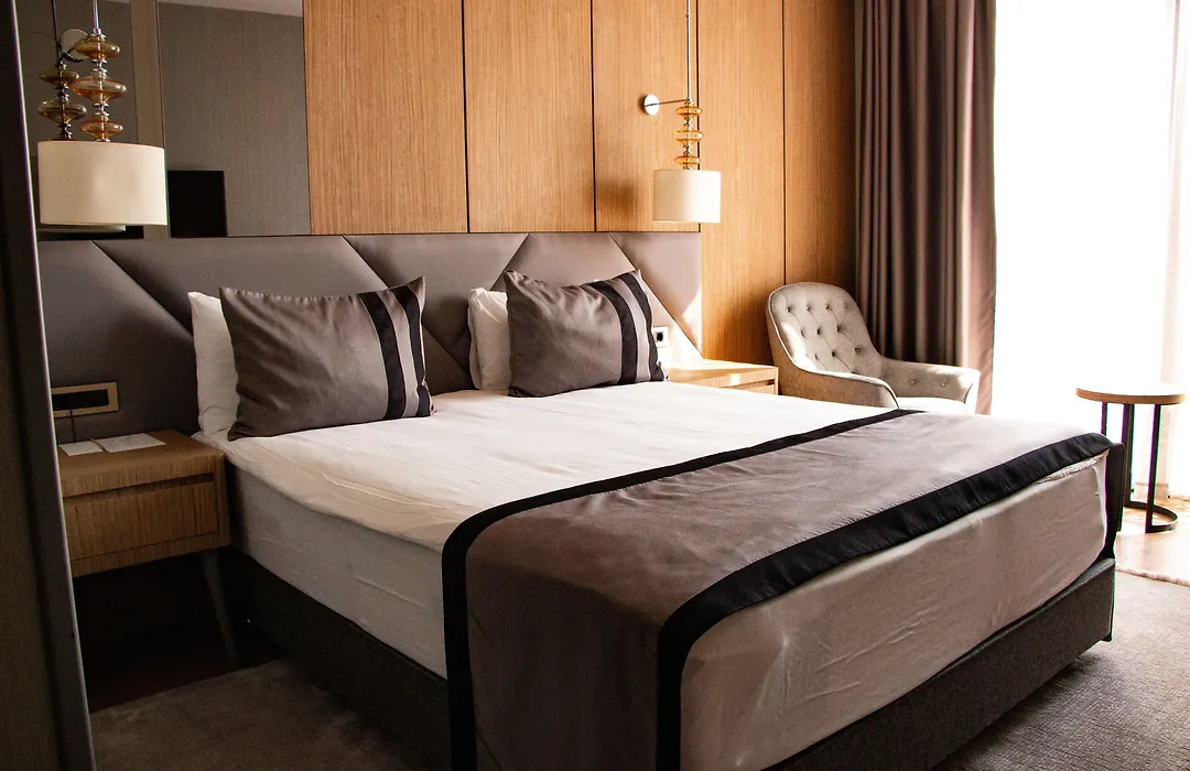 B&C Hotel-1