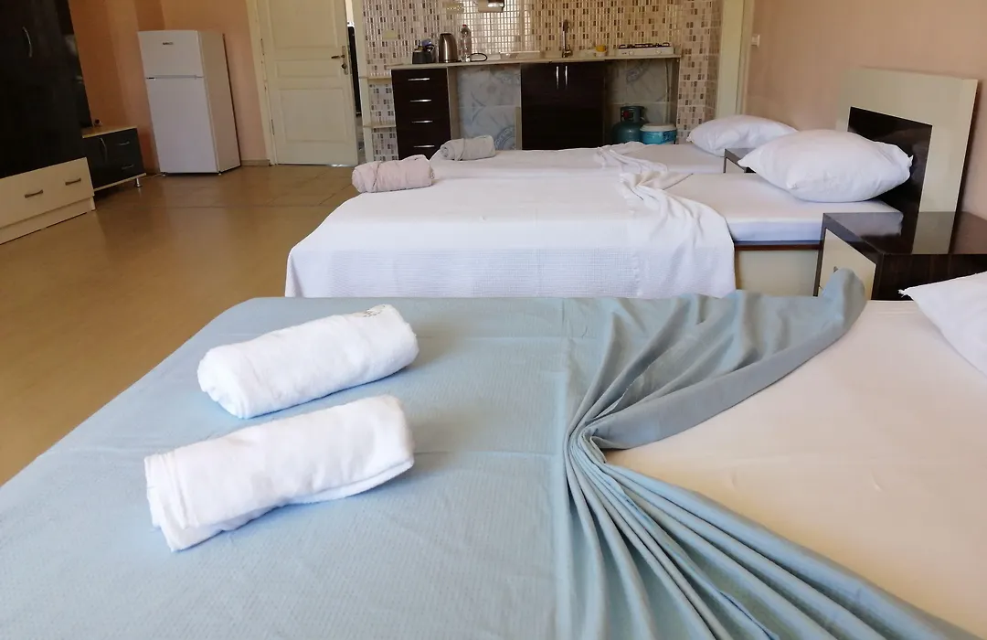 Mina Apart Otel Kundu-1