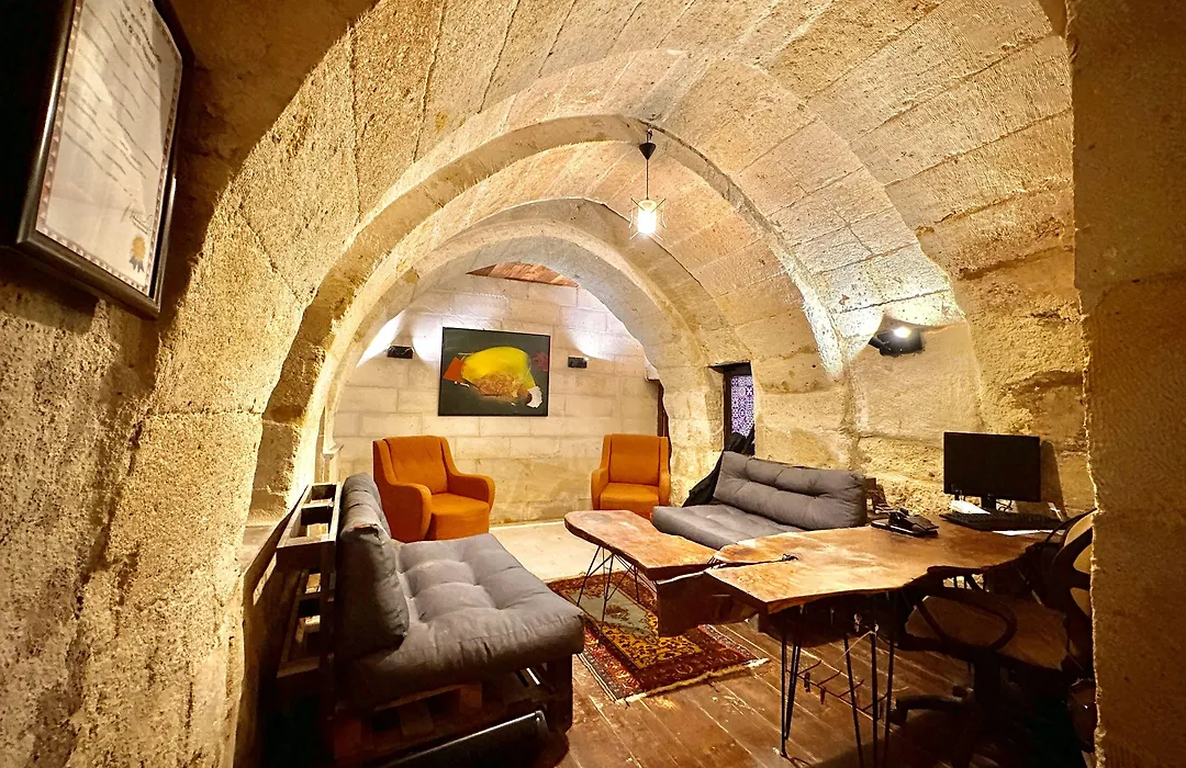 Harkasos Cave Hotel-1
