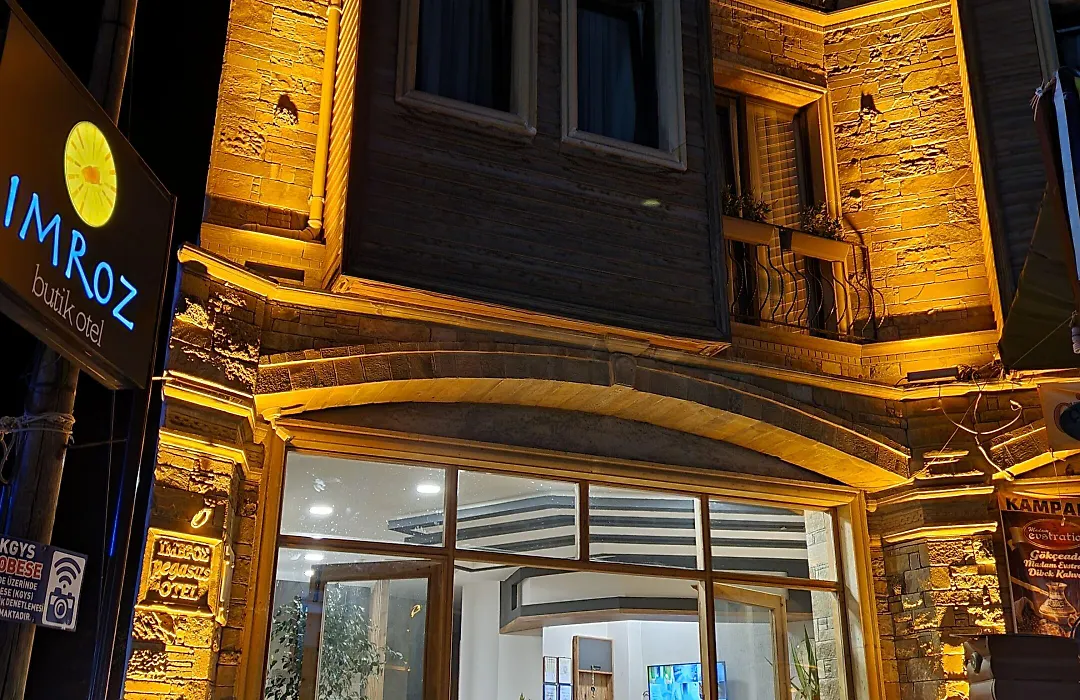 İmroz Adali's Hotel-1