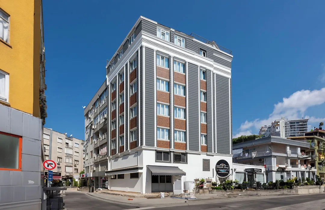 Diamond Luxury Hotel-1