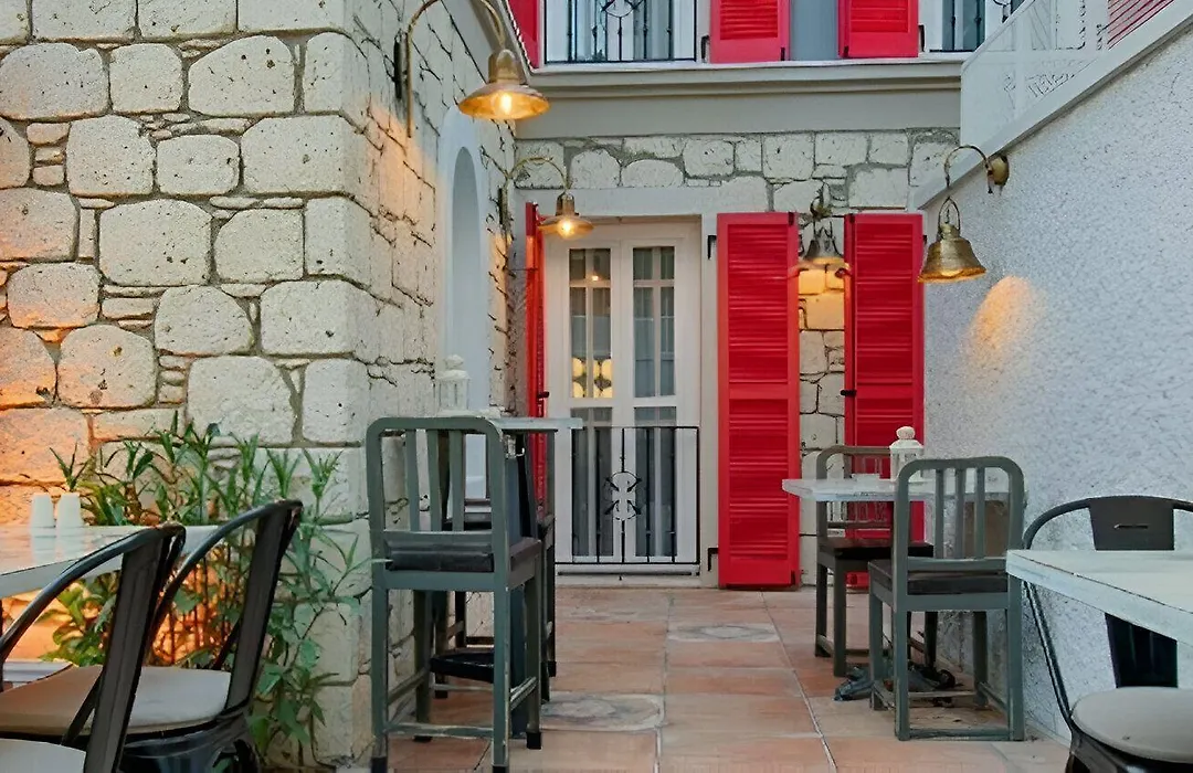 Petite Boutique Hotel-1