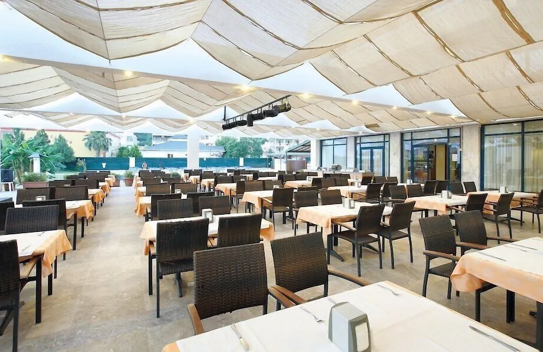 Idas Club Hotel-1