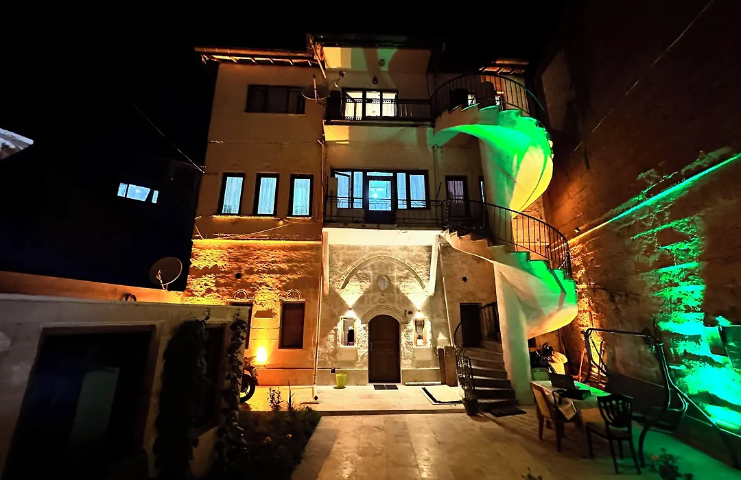 Uluyol Stone House-1