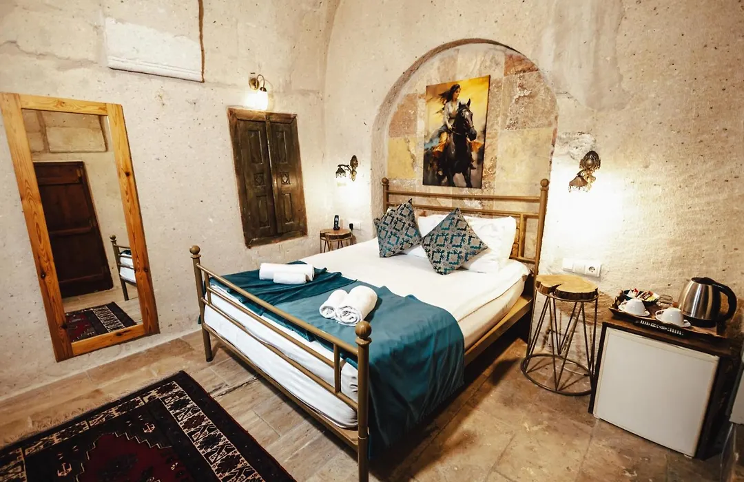 Young Cave Hotel-1