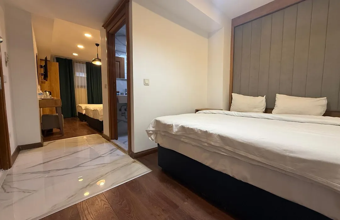 Pege Hotel-1