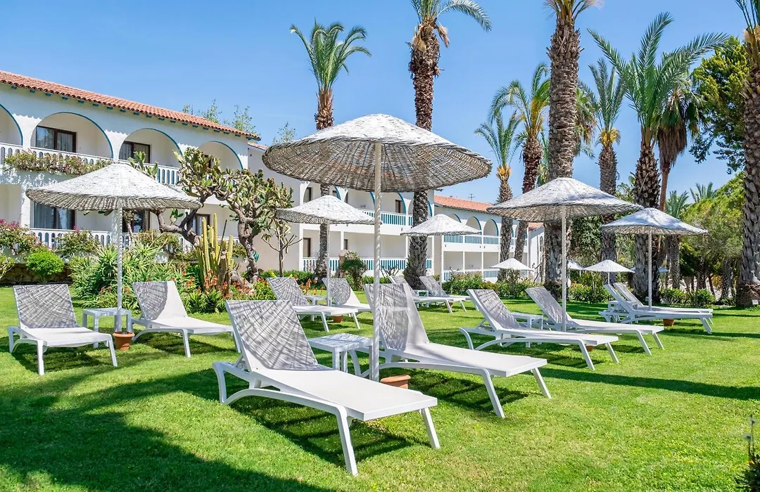 Utopia Beach Club-1