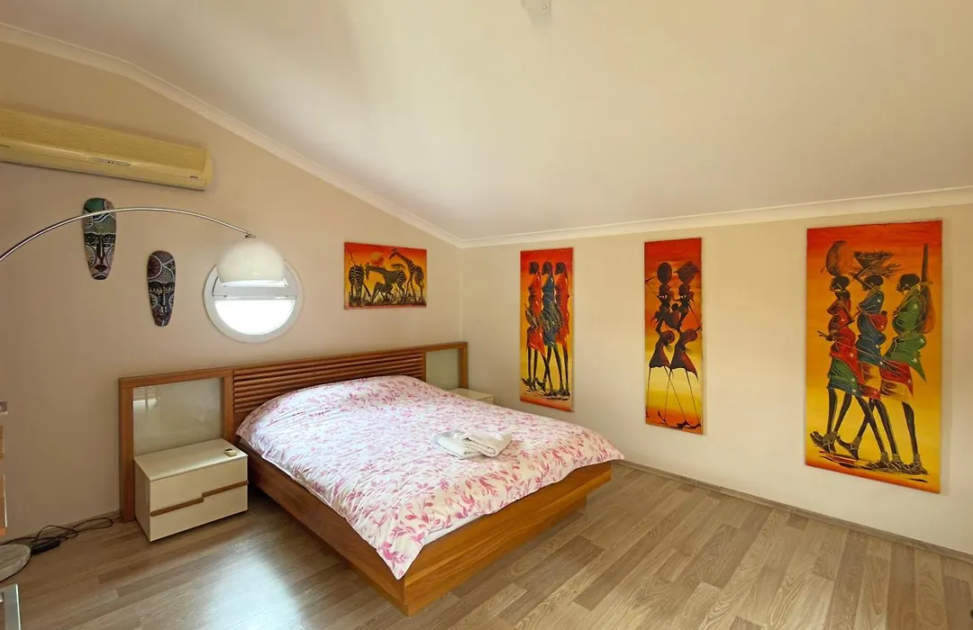Paradise Town Villa Premium-1