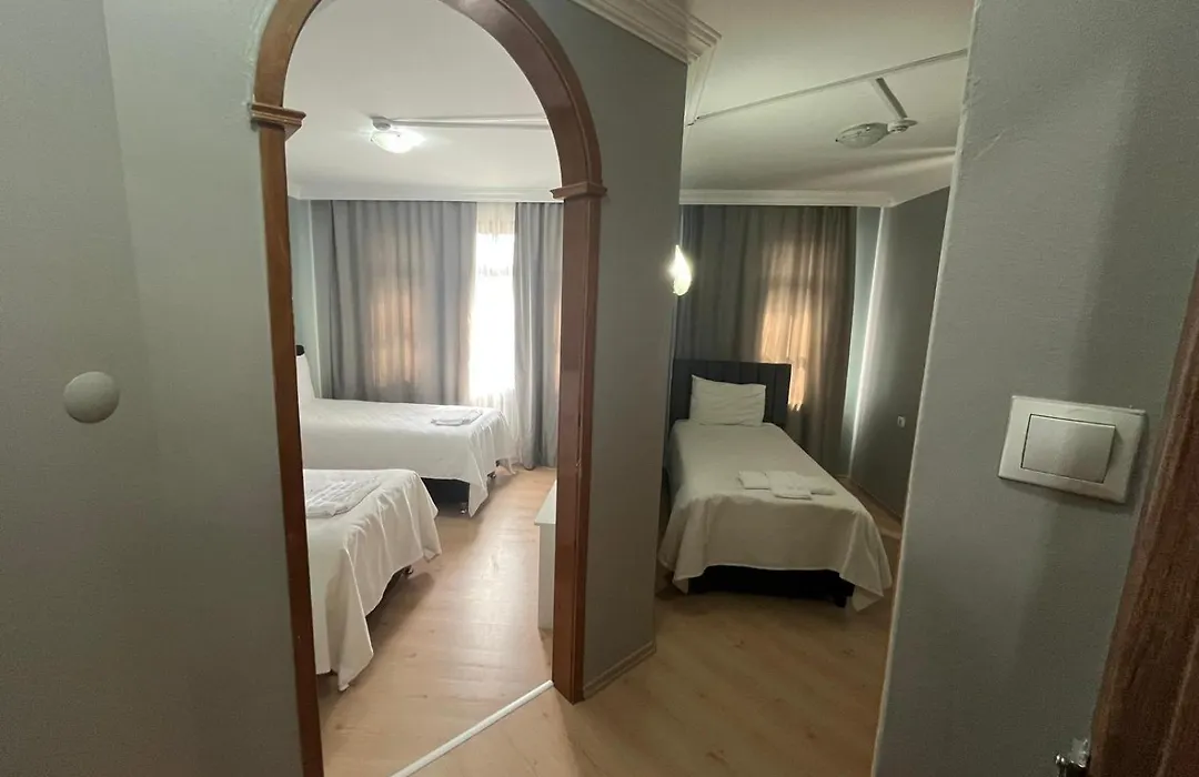 Uz Hotel Premium-1