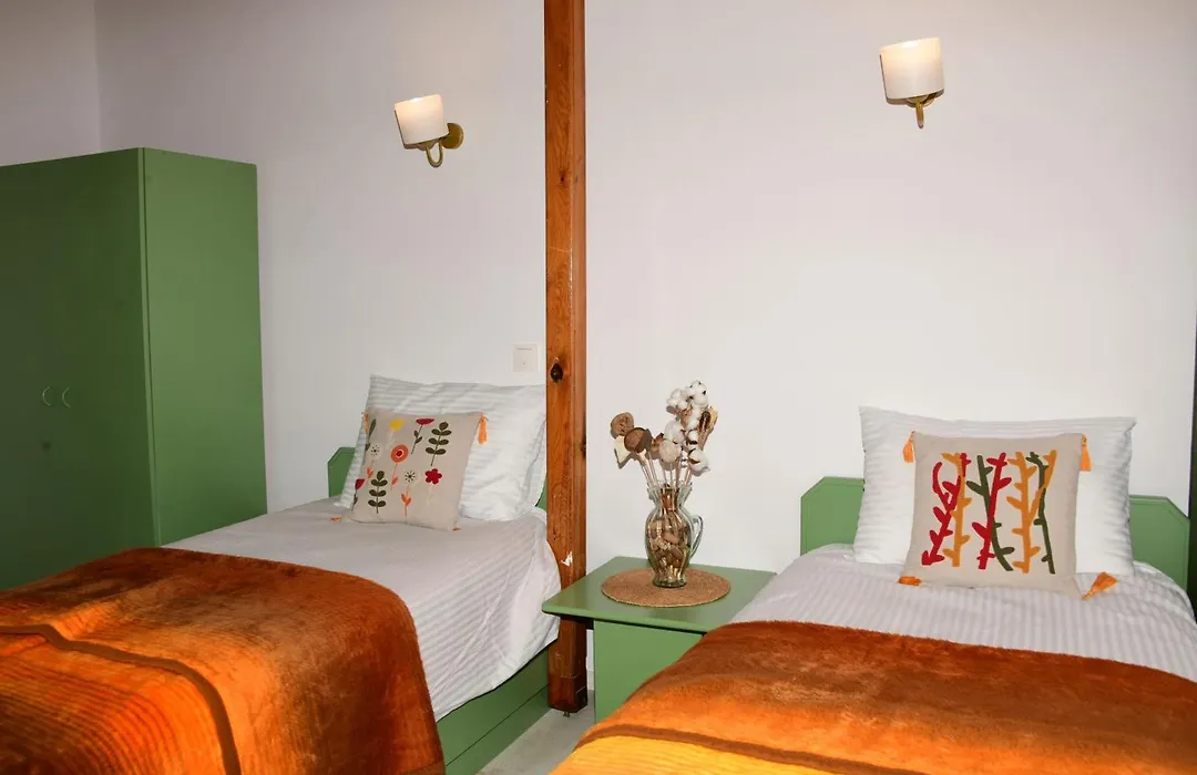 Teras Motel 12 Adults Only-1