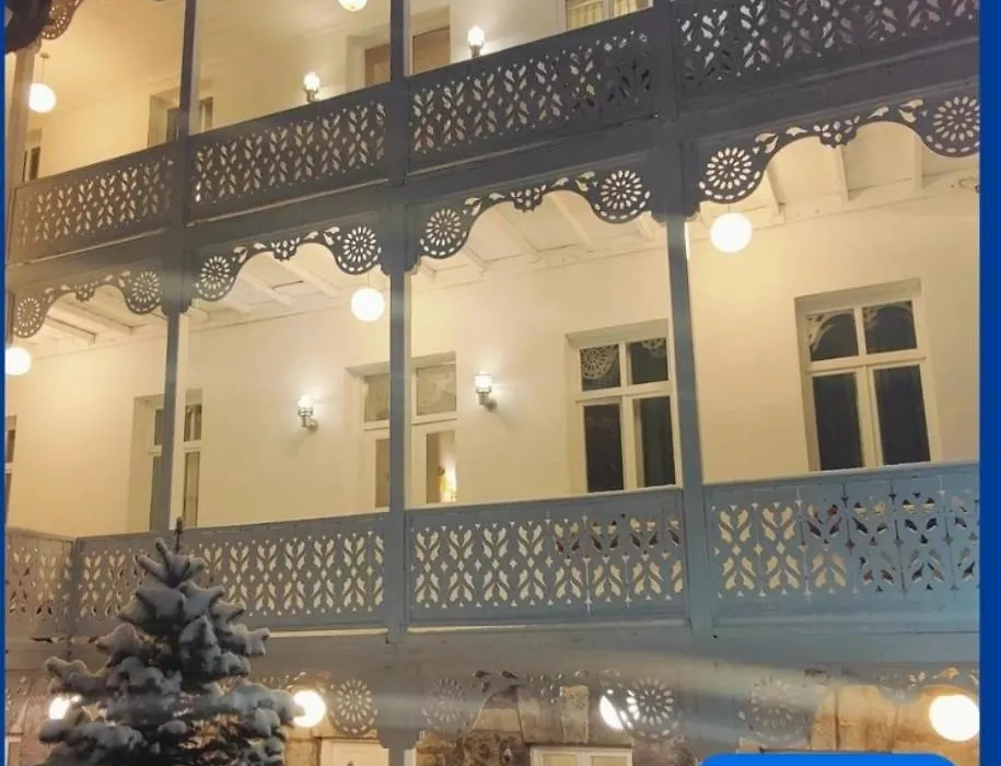 Kar'S Hotel-1