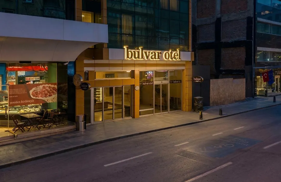Bulvar Hotel-1