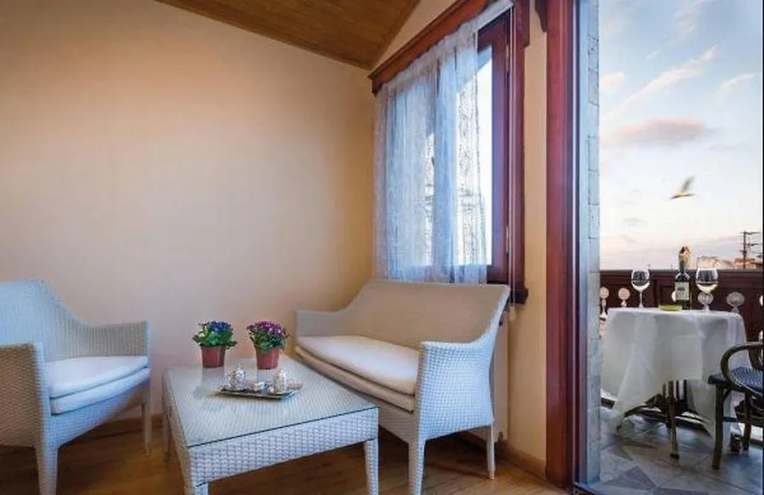 Yalı Otel-1