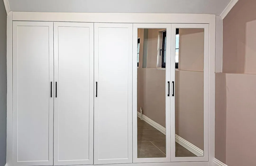 Juglans Suites-1