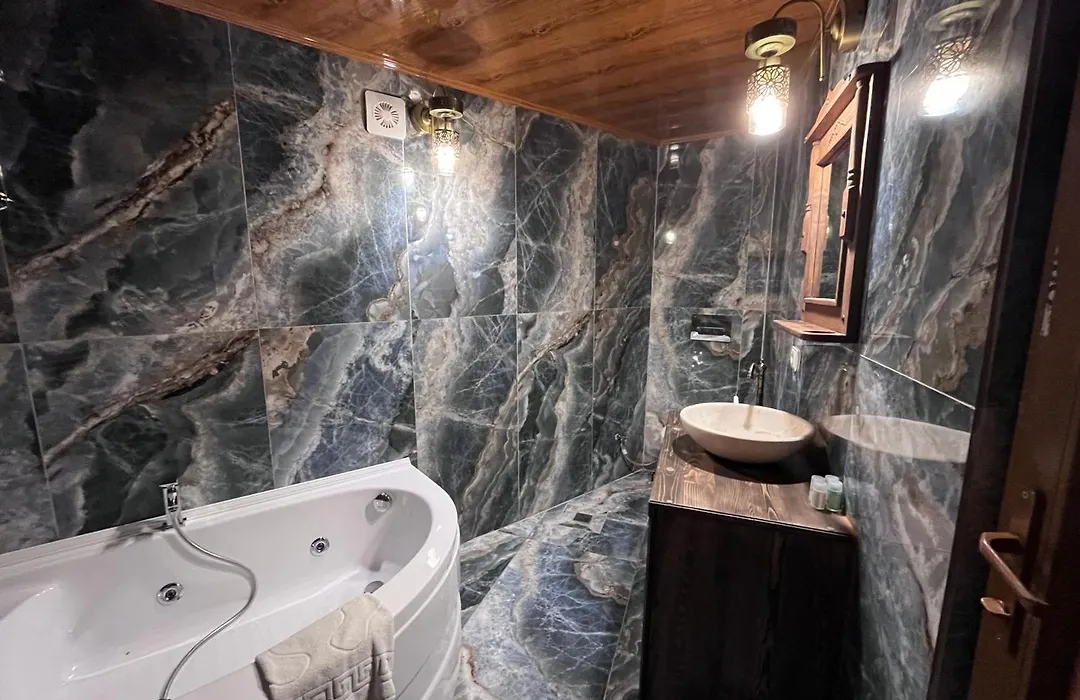 Falcon Cave Suites-1