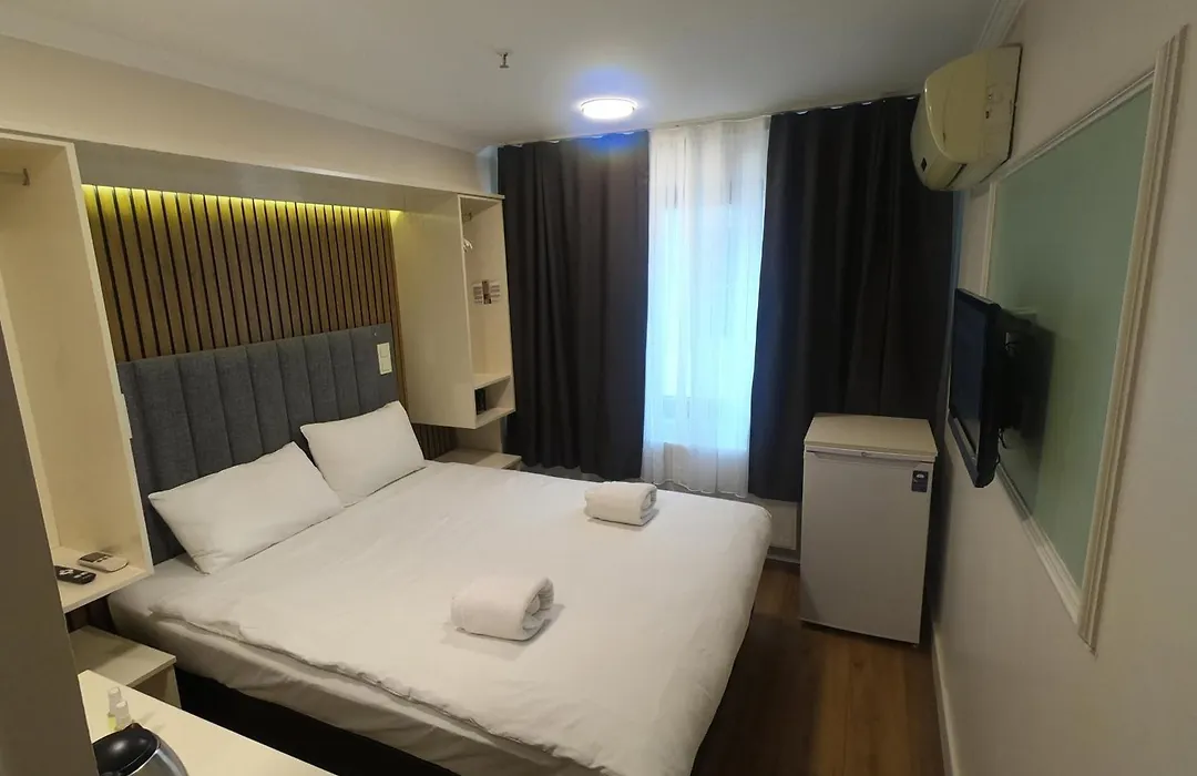 Naila Hotel-1