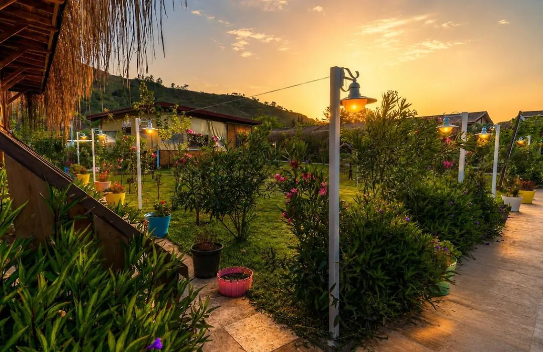 Izgen Bungalows-1