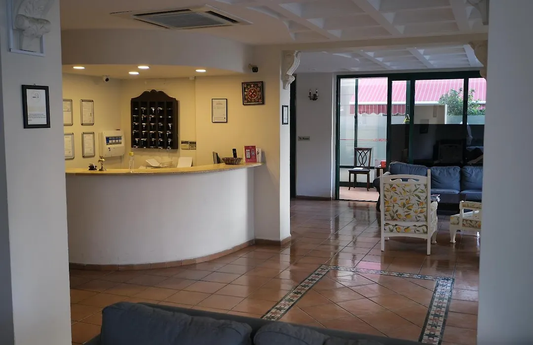 Uestuen Hotel Alsancak-1