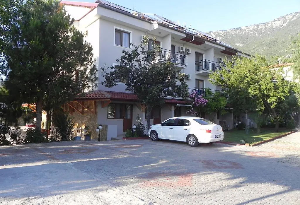 Star Hotel-1