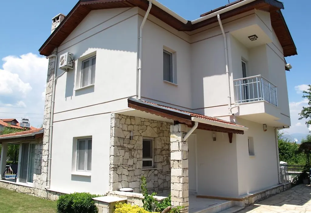 Crescent Villa-1