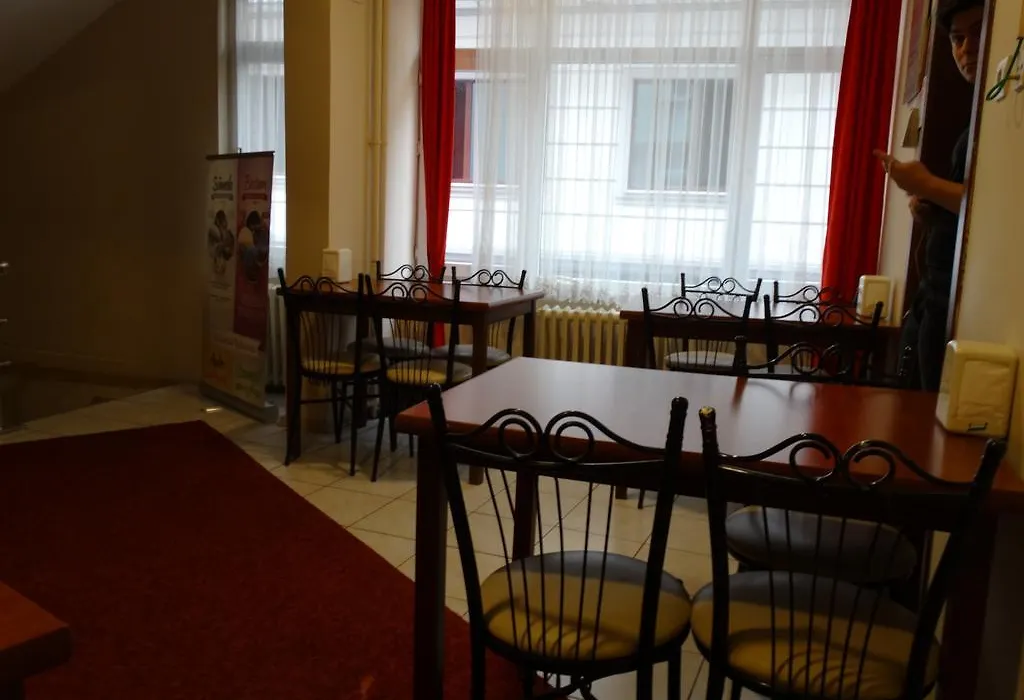 Hotel Efe-1