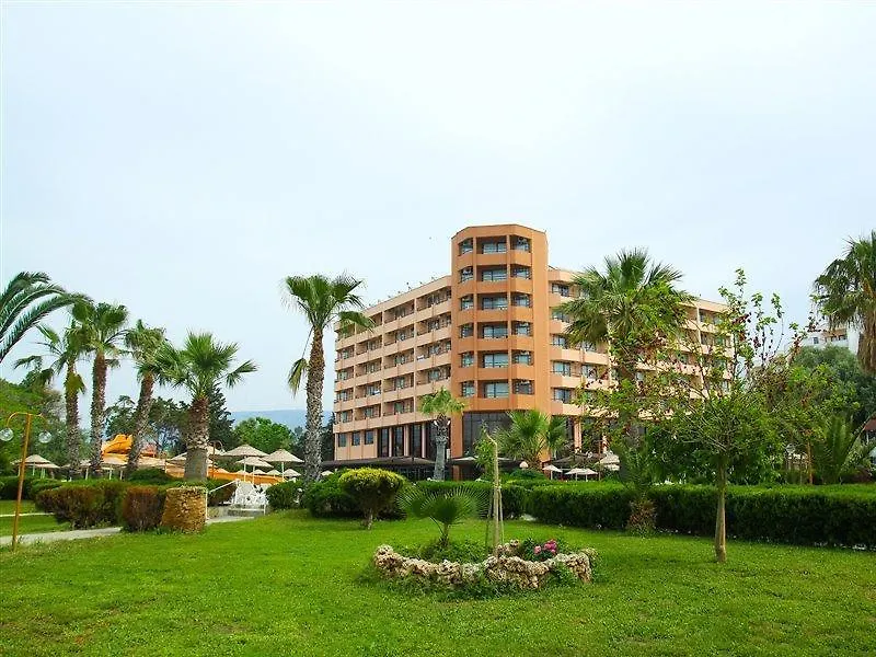 Holiday Resort Akbuk-1