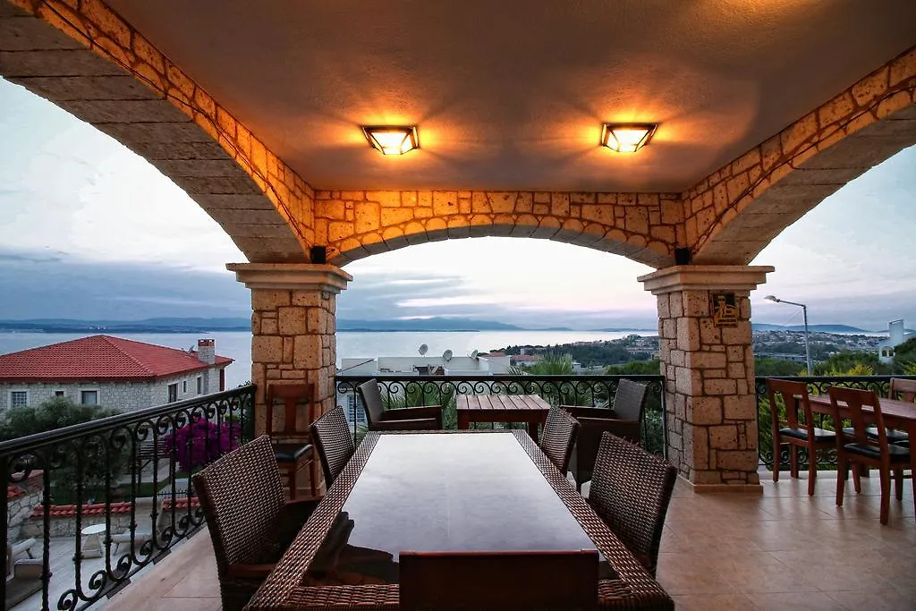 Pasha Port Hotel & Restaurant-1