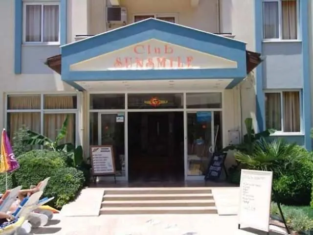 Club Sunsmile-1
