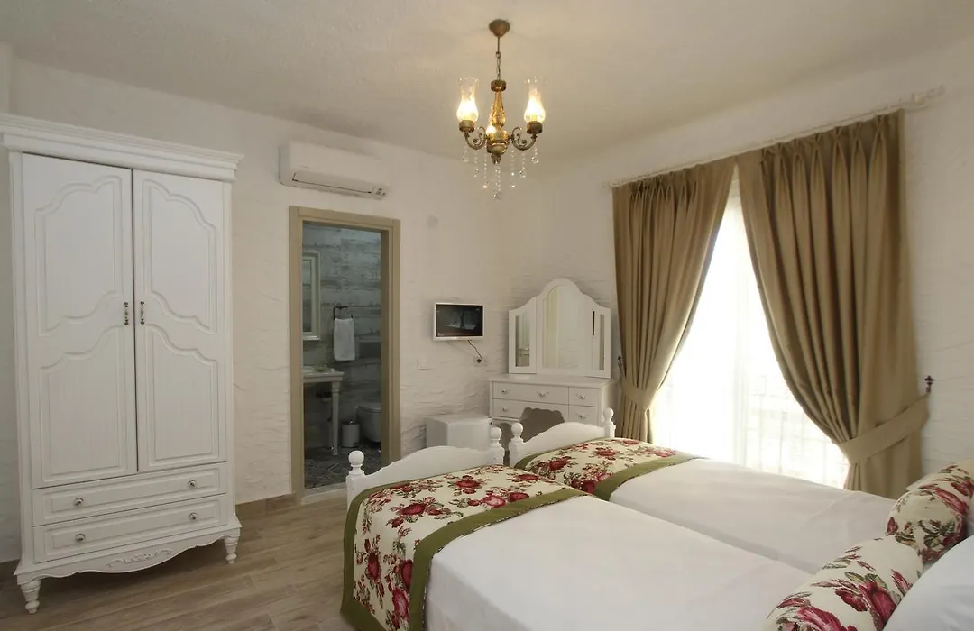 Alya Mou Butik Hotel-1