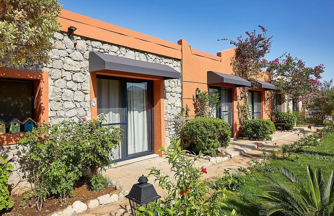 Fi Light Solto Boutique Beach Hotel-1