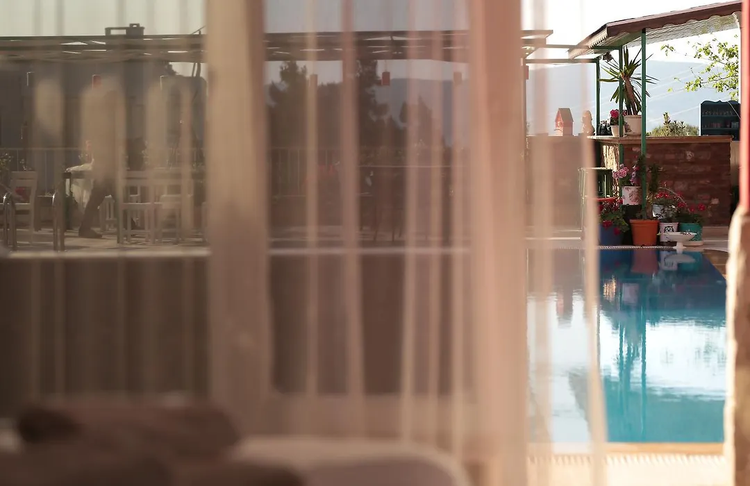 Tunc Hotel-1