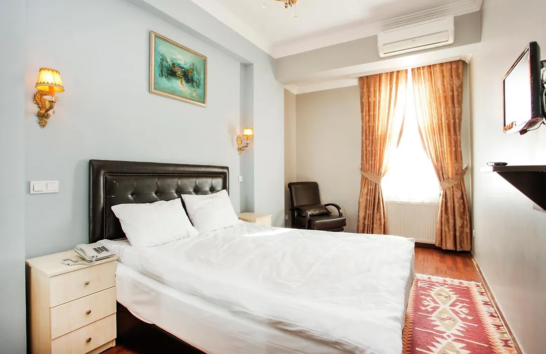 Sheriff Royal Suite-1