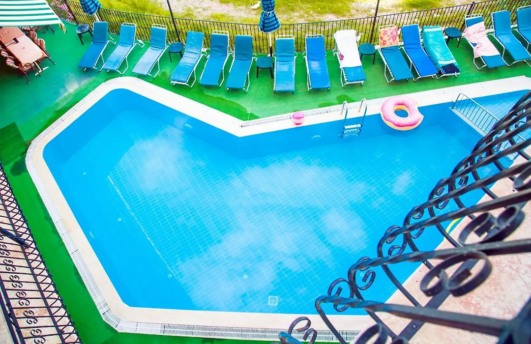 Ozlem 2 Apart Hotel-1