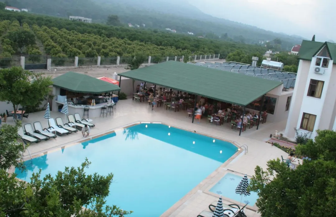 Ares Hotel-1