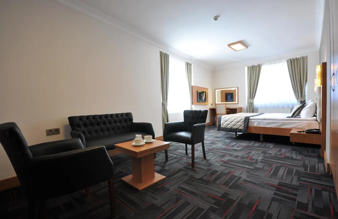Double Comfort Hotel-1