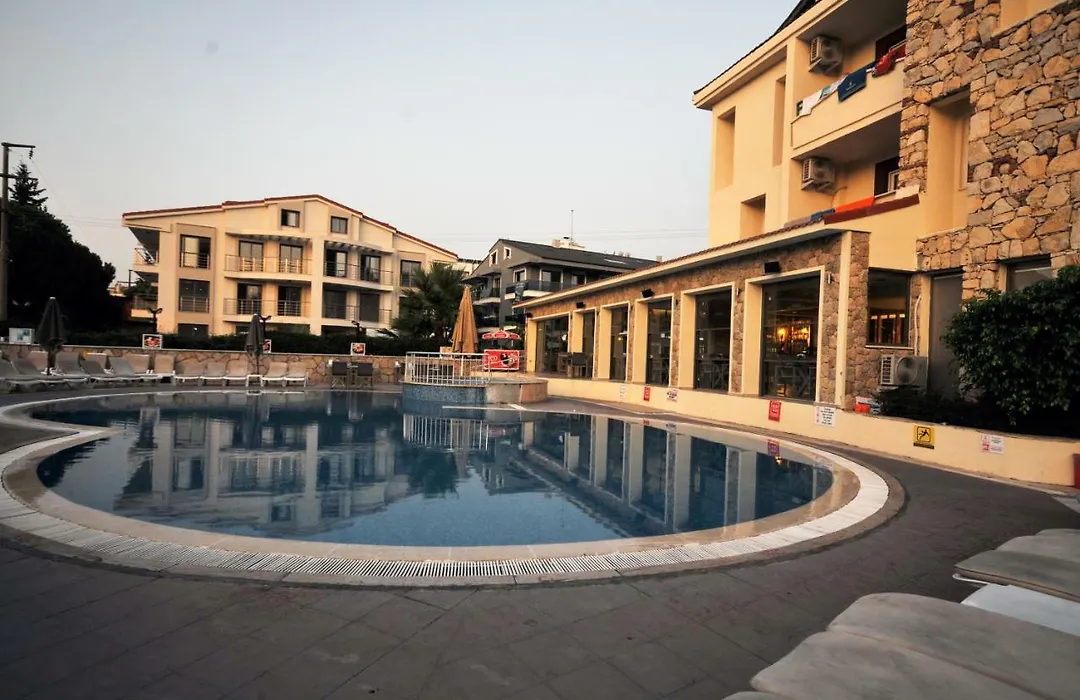 Greenpark Apartments-1