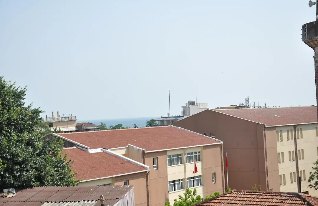 Huxley Hotel And Aparts Old City-1