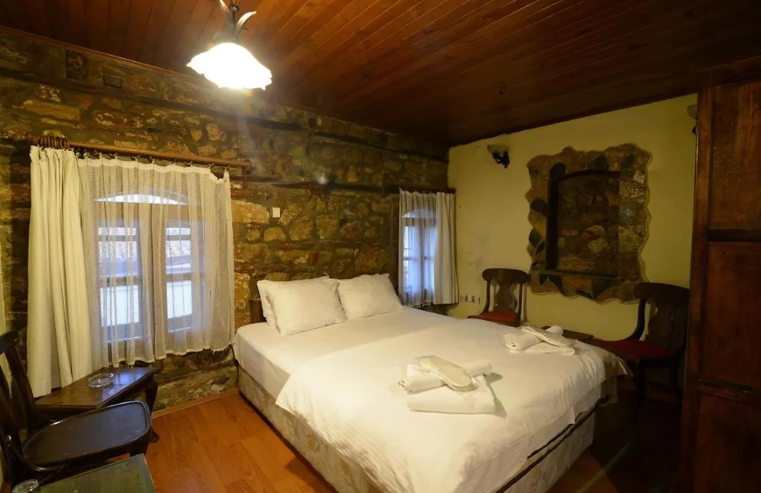 Otel Yorgo Seferis-1