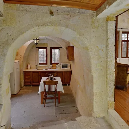 Esbelli Evi Cave Houses-3