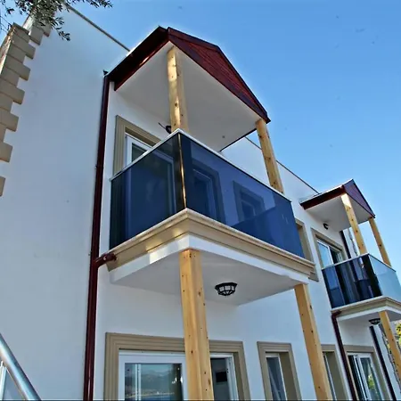 Blue Island Luxury Hotel Adults Only-3