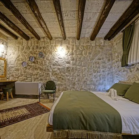 Vigneron Cave Hotel-3