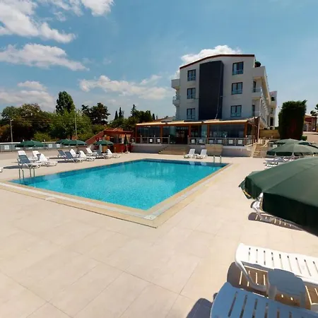 Double Royal Hotel-3